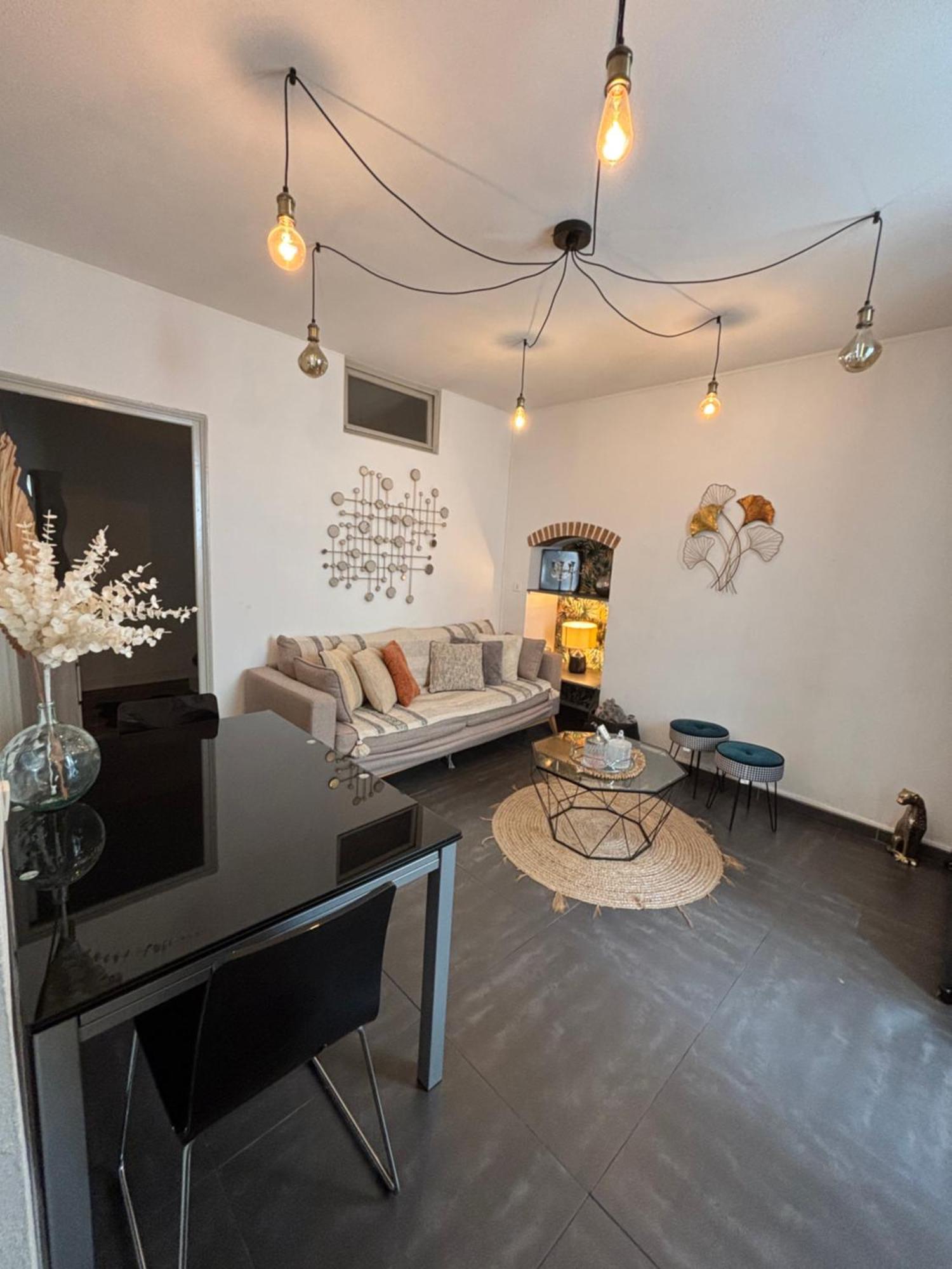 Appartement F3 Hyper Centre *