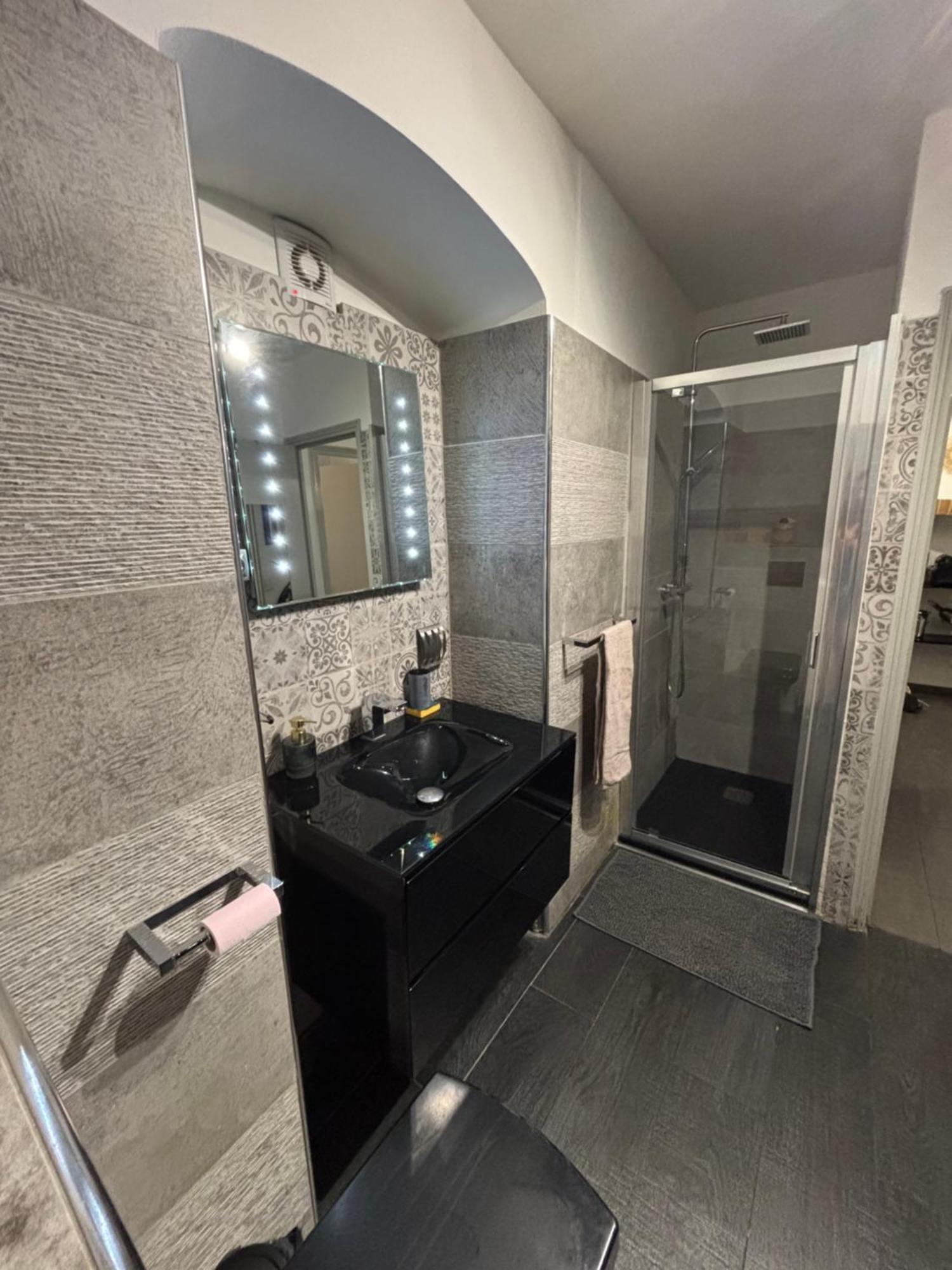 F3 Hyper Centre Apartamento
